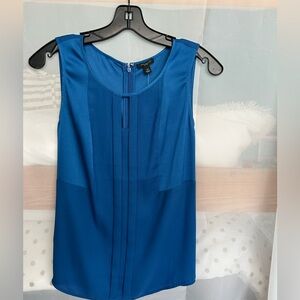 NWT Sleeveless Beautiful Blue Blouse